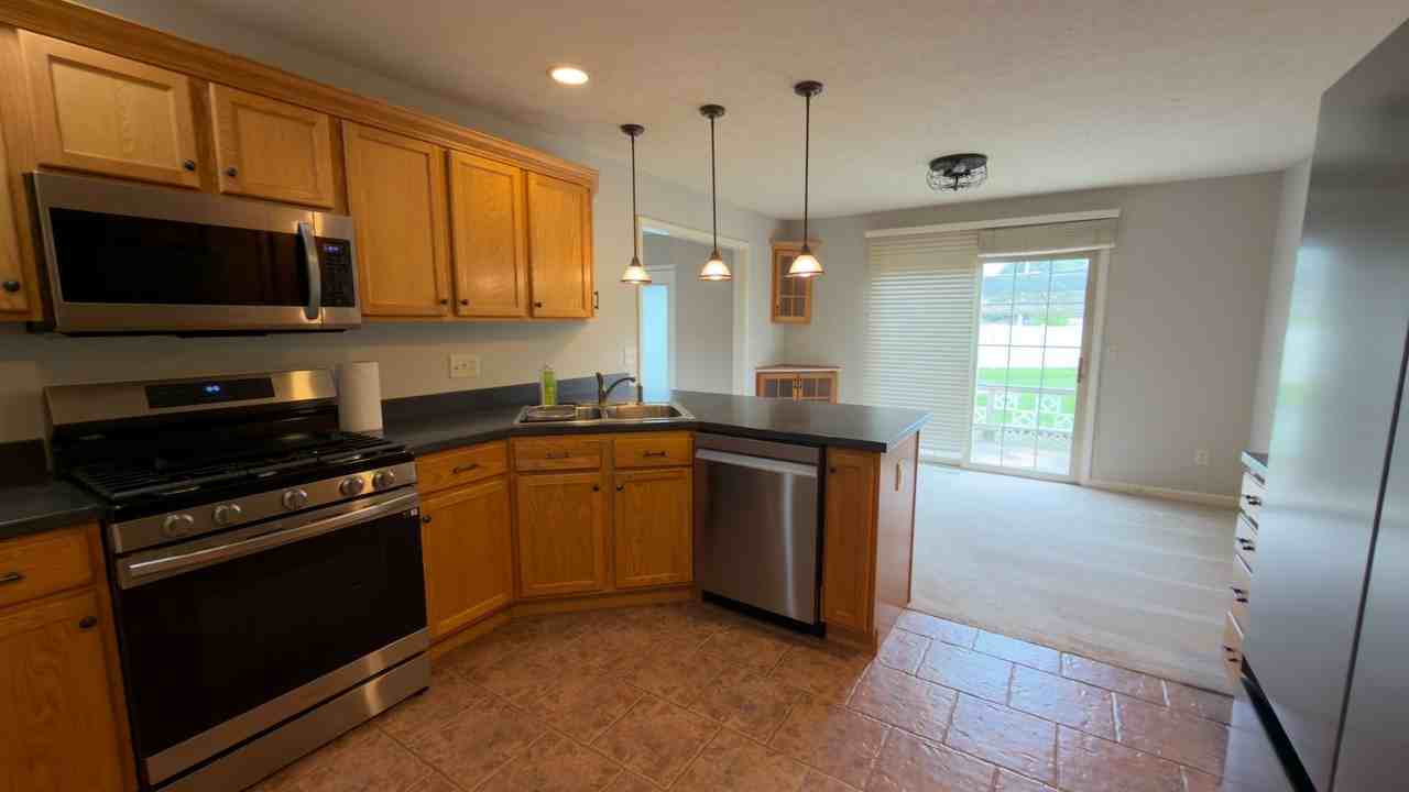 4625 Copper Ridge Rd - Photo 5 of 15