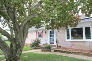 featured image of 28 Park Dr
