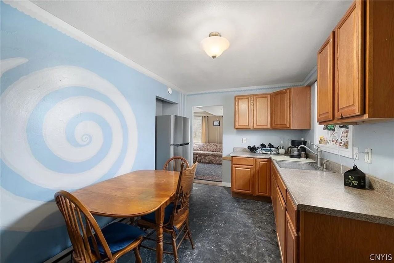 6126 Lowell Rd - Photo 4 of 10