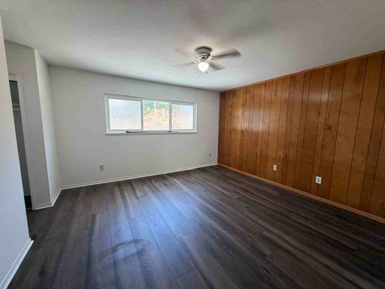 3733 Cullen Ct - Photo 7 of 10
