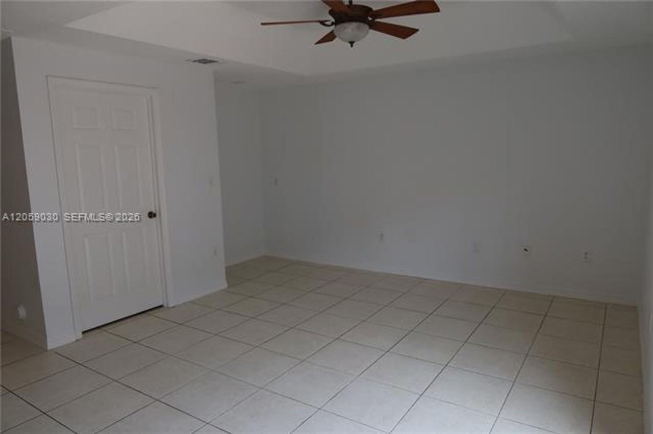 8341 8341 SW 124th Ave th 101-15 #15 - Photo 5 of 23