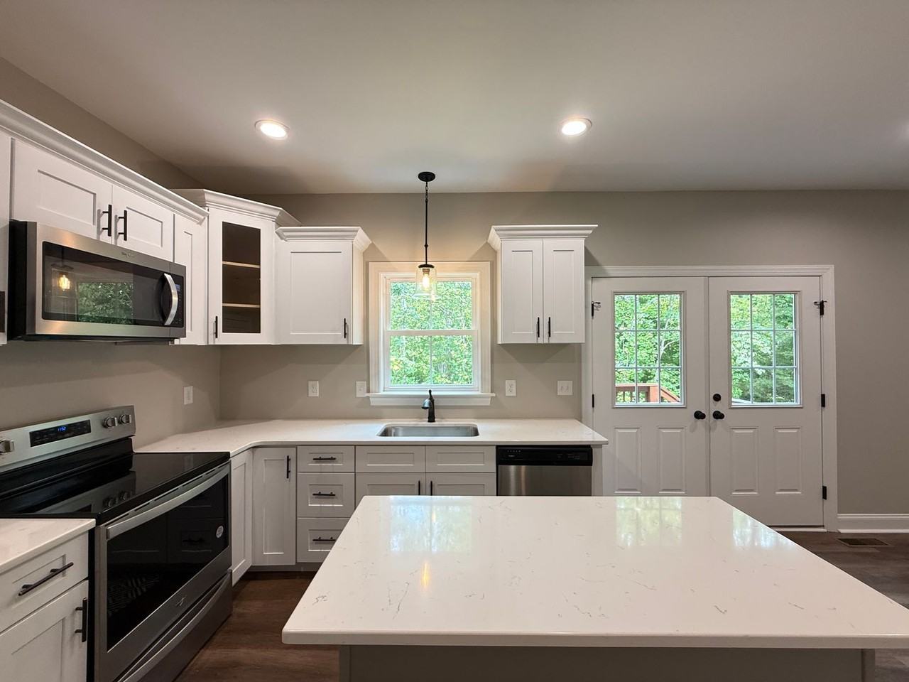2553 Whipporwill Ct - Photo 3 of 22