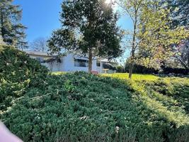 featured image of 110 Colonial Dr
