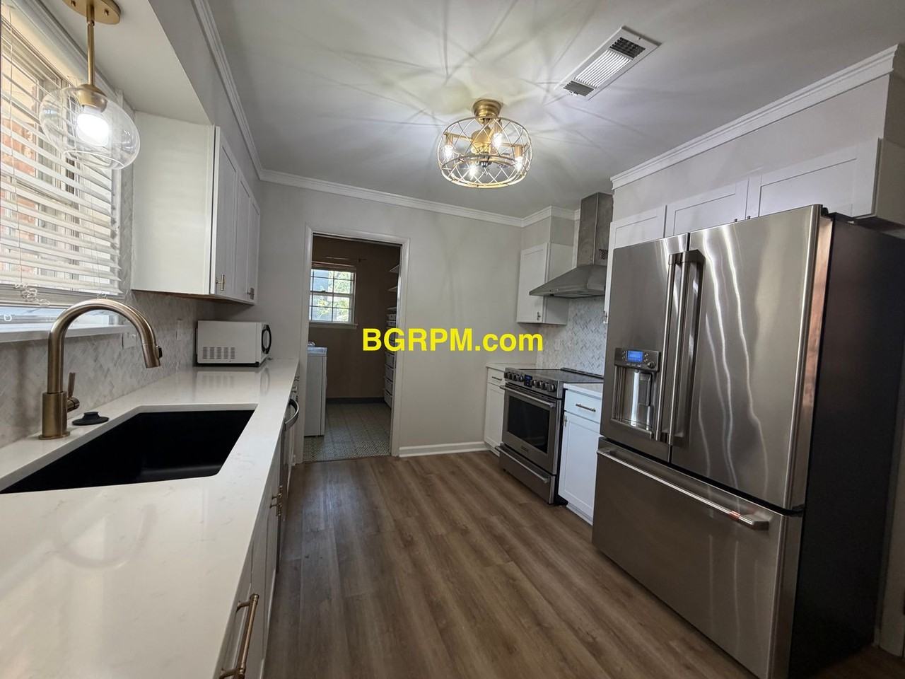 2210 Crestwood Rd - Photo 4 of 12