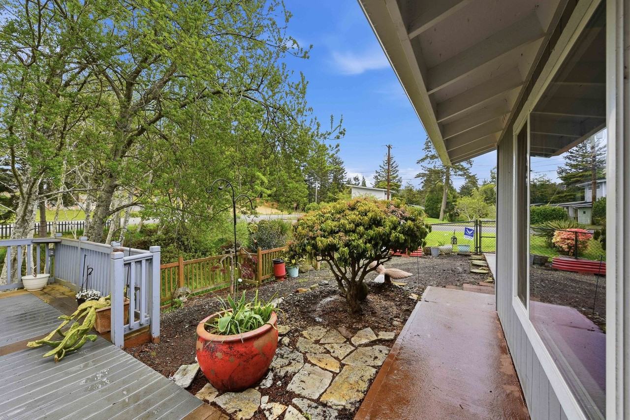 510 S Cammann St - Photo 3 of 20