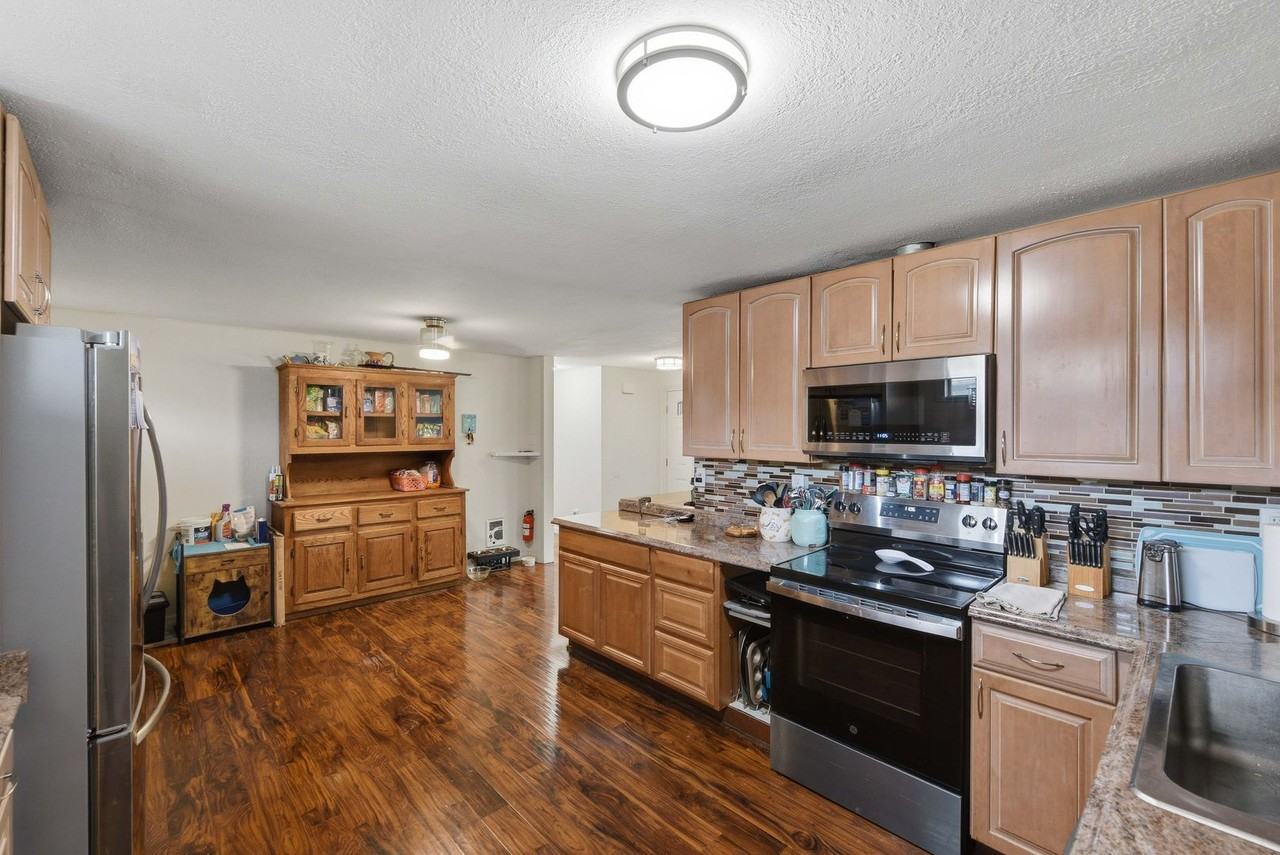 510 S Cammann St - Photo 6 of 20