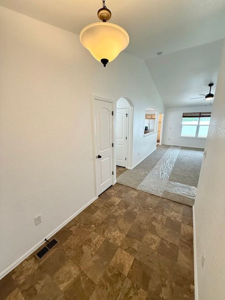 7545 Back Stretch Dr - Photo 4 of 38
