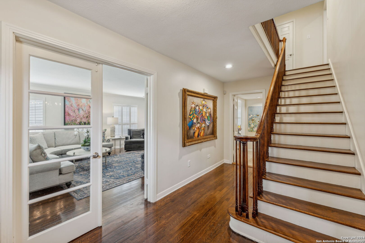 106 Morningside Dr - Photo 5 of 39