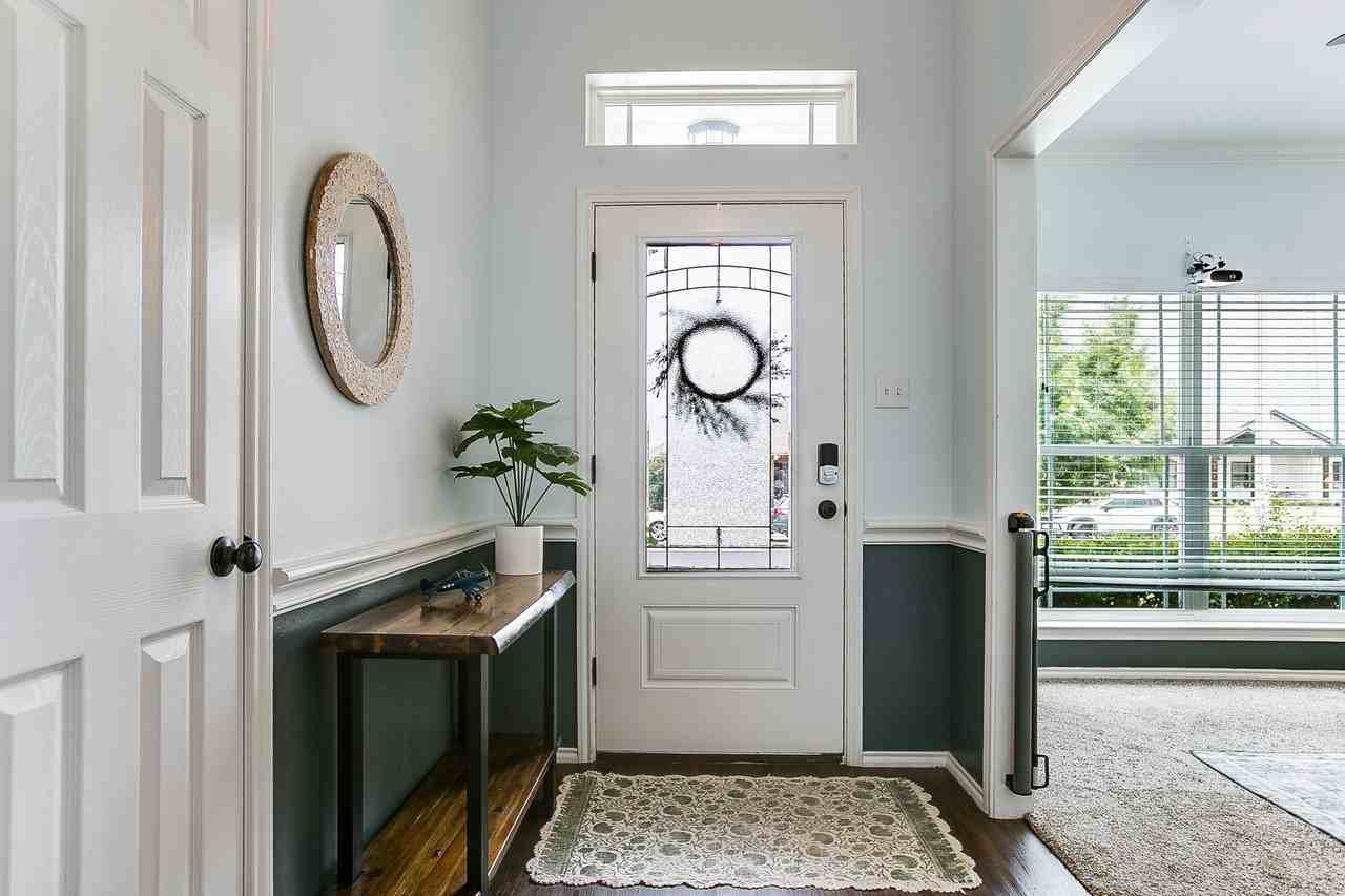 5022 Red Oak Ln - Photo 6 of 30