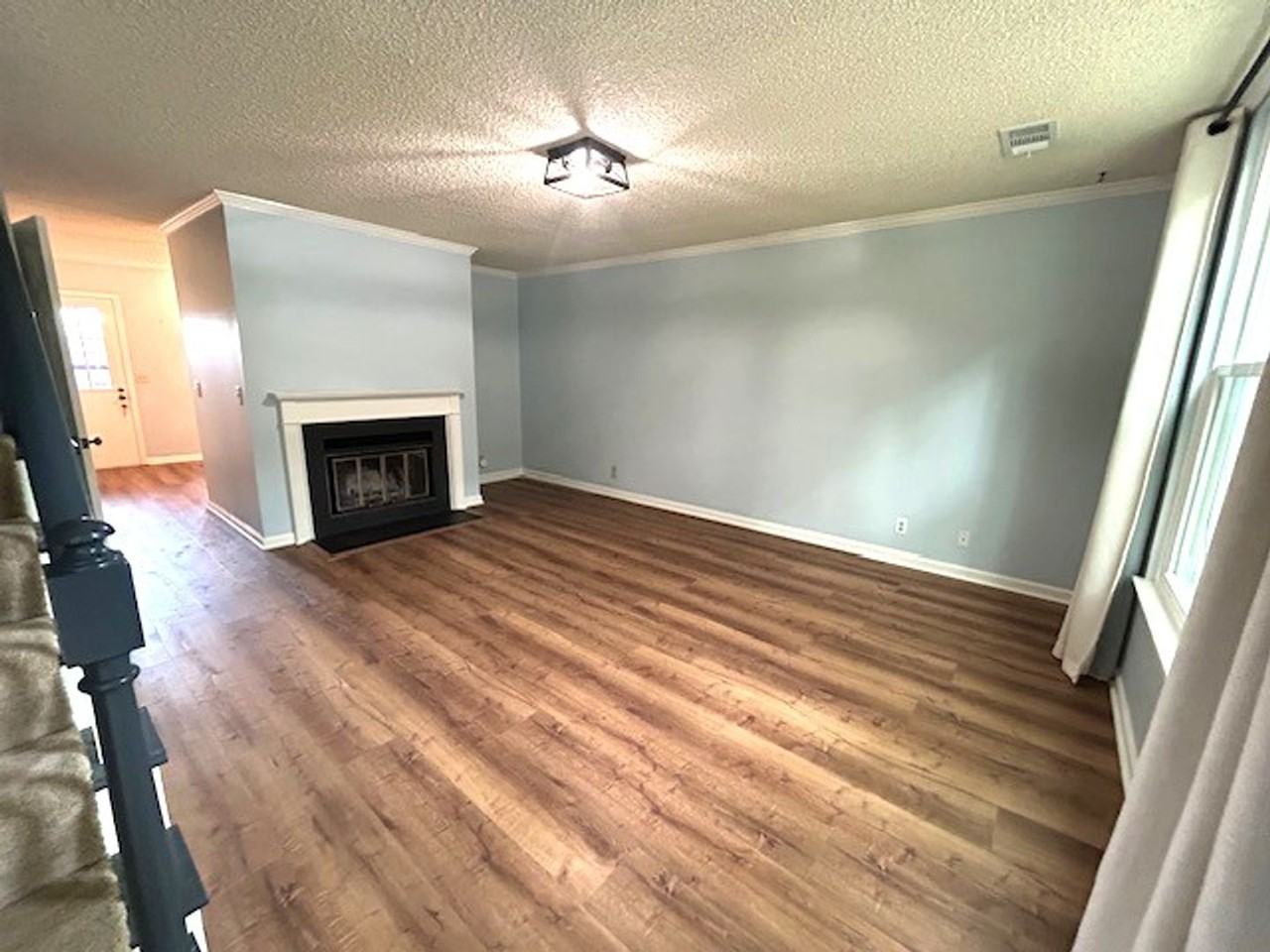 144 Mcmurray Cir - Photo 2 of 17