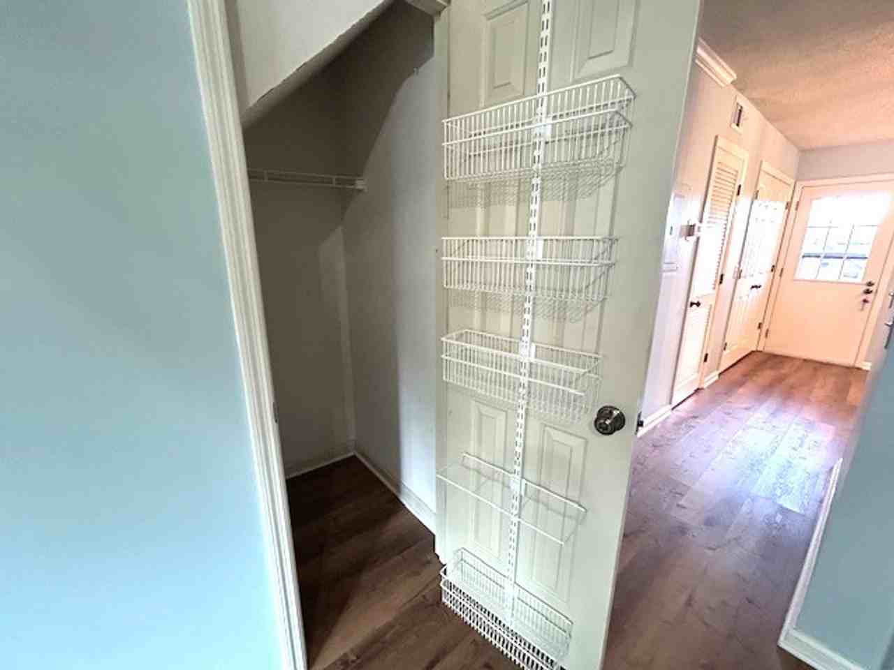 144 Mcmurray Cir - Photo 4 of 17