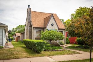 2406 Wood St - Photo 1 of 1