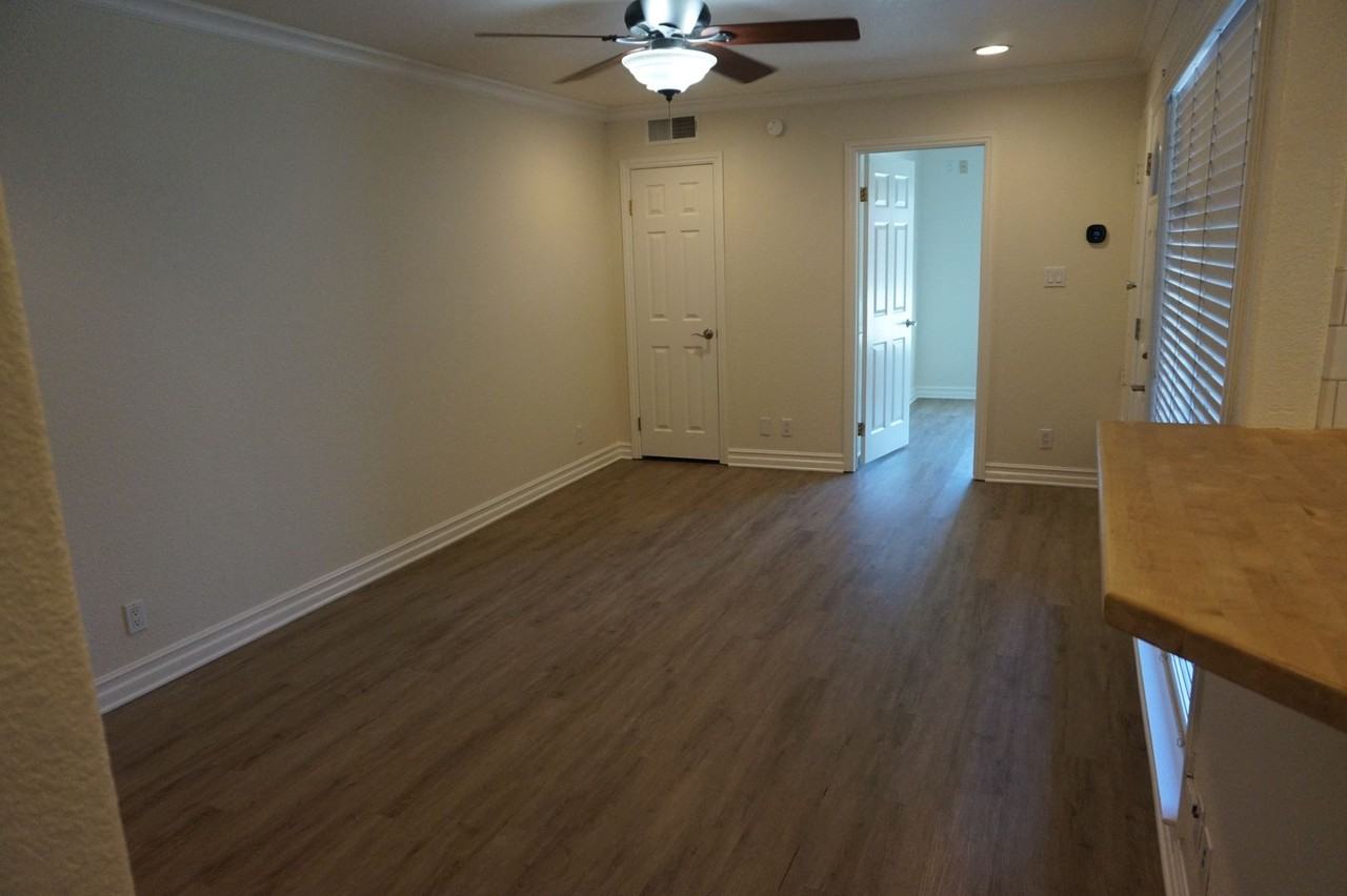 2423 Minuteman Way - Photo 5 of 20