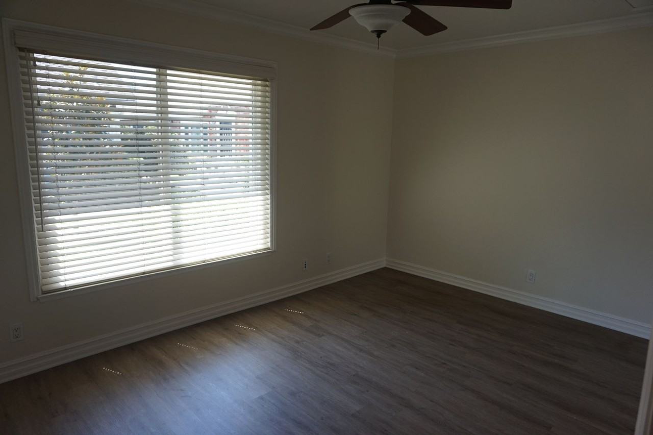 2423 Minuteman Way - Photo 7 of 20
