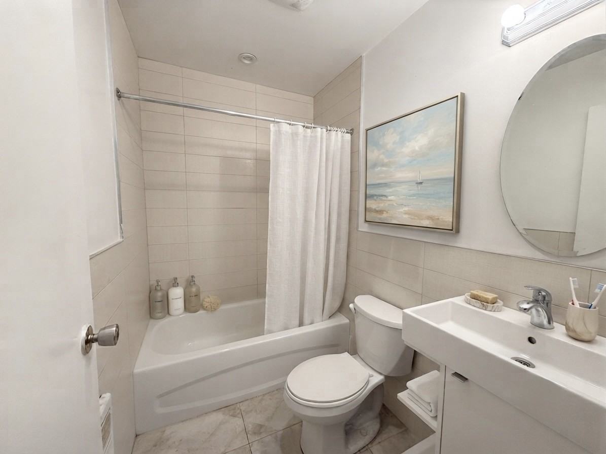249 Logan Ave #6 - Photo 5 of 11