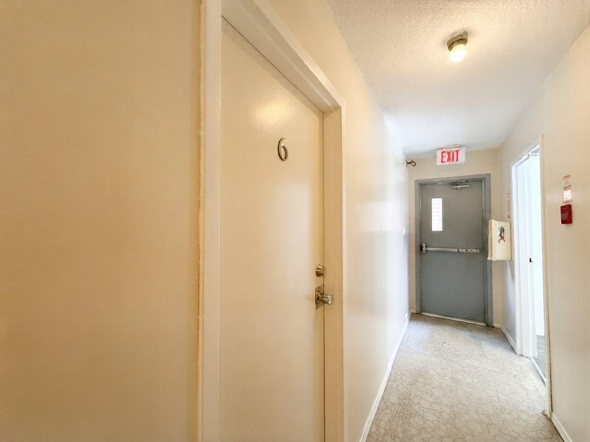 249 Logan Ave #6 - Photo 6 of 11