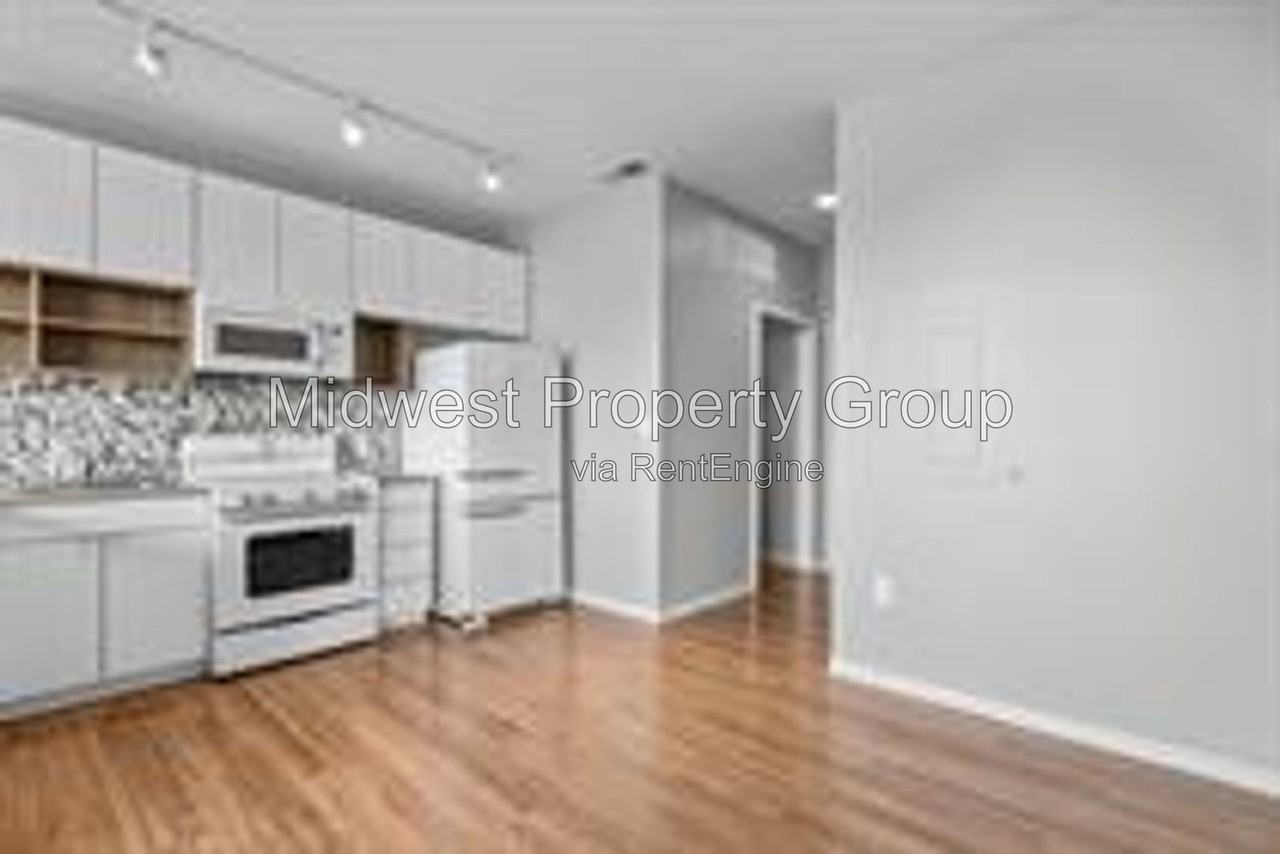 4100 Lindell Blvd #202 - Photo 2 of 14