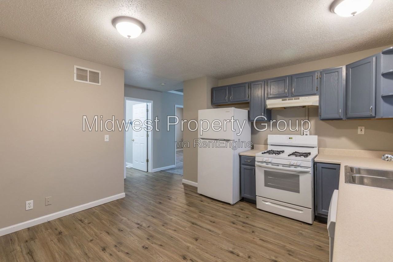 2986 Kincaid Ave - Photo 6 of 16