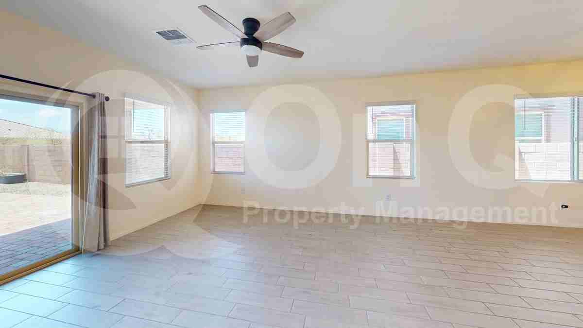 947 S Paseo Las Vigas - Photo 6 of 24