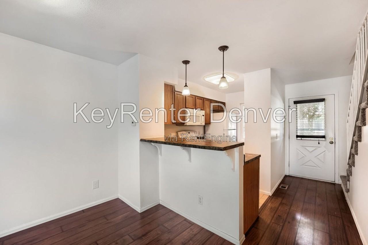 1270 S Idalia St - Photo 5 of 18