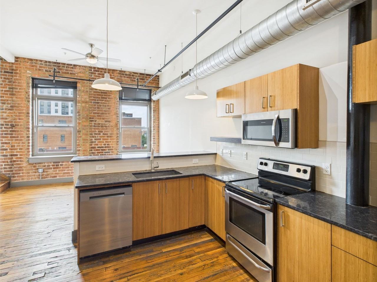 1322 W Broad St #2C - Photo 4 of 19