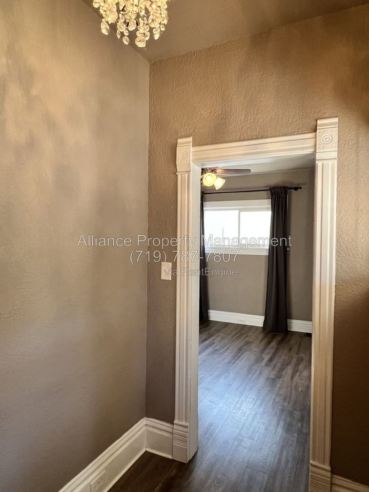 743 N Walnut St - Photo 3 of 28