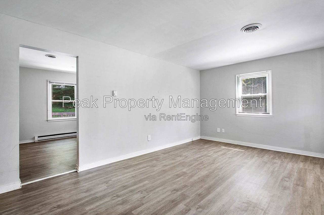 3801 Grizzard Dr - Photo 6 of 16