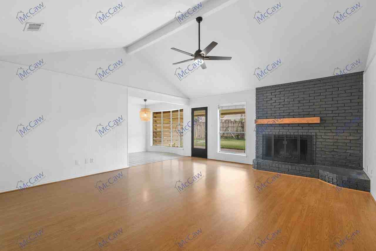 3524 Kelvin Ave - Photo 5 of 21