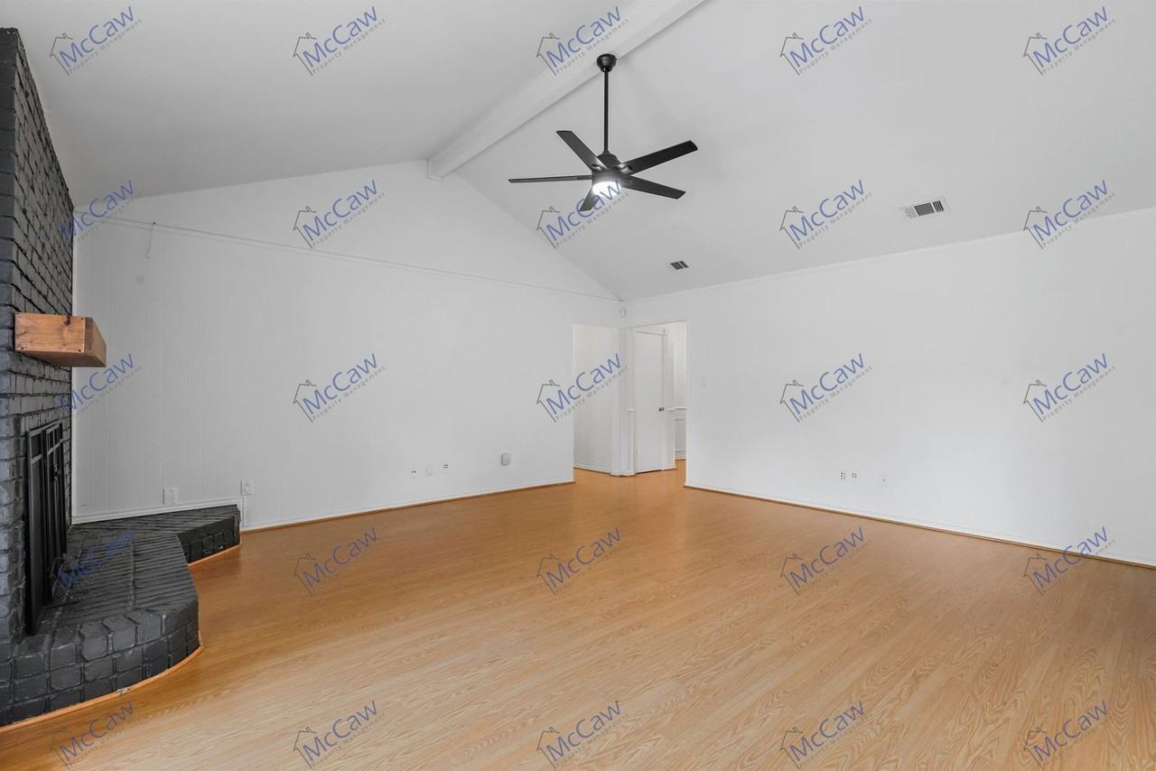 3524 Kelvin Ave - Photo 6 of 21