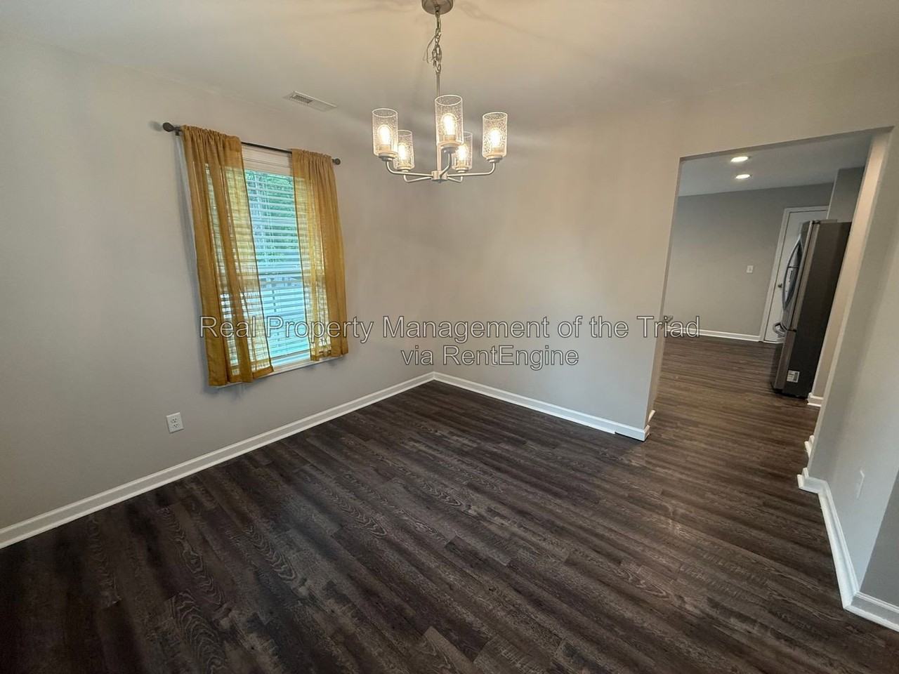 2708 N Patterson Ave - Photo 4 of 23
