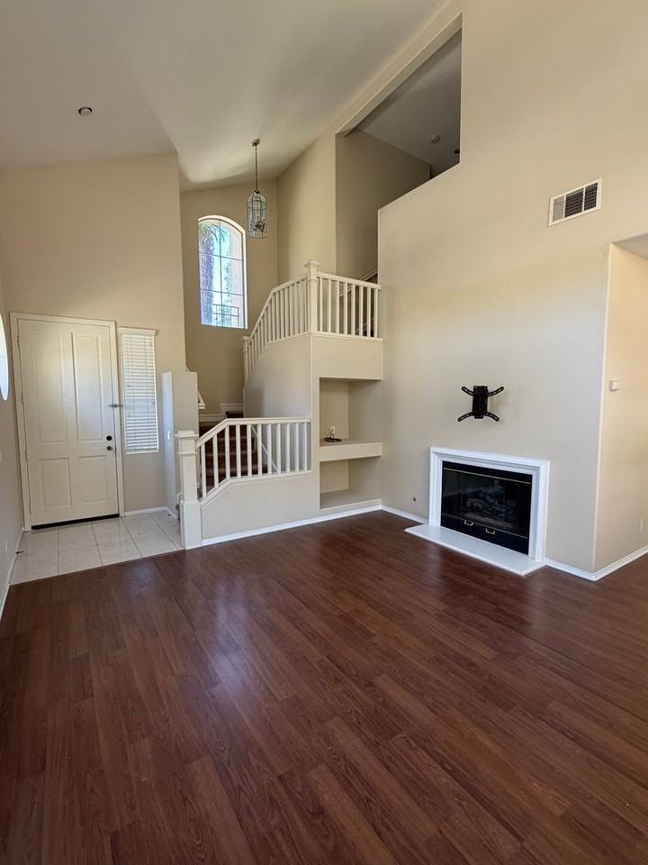 57 Del Ventura - Photo 3 of 14