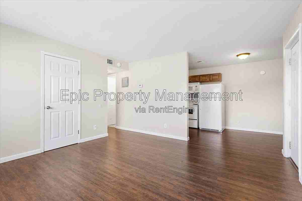 23200 Huron River Dr #6 - Photo 6 of 10
