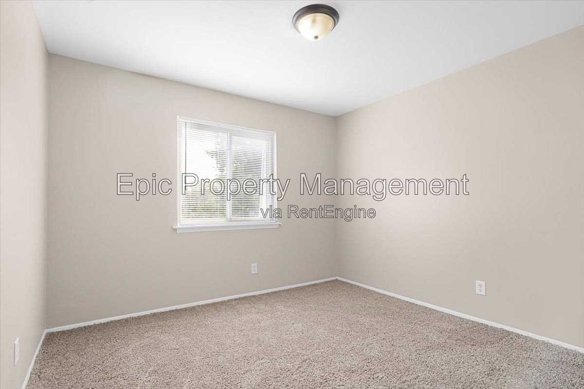 23200 Huron River Dr #6 - Photo 7 of 10