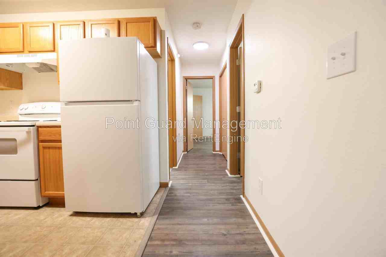 1003 Avenue K #6 - Photo 7 of 21