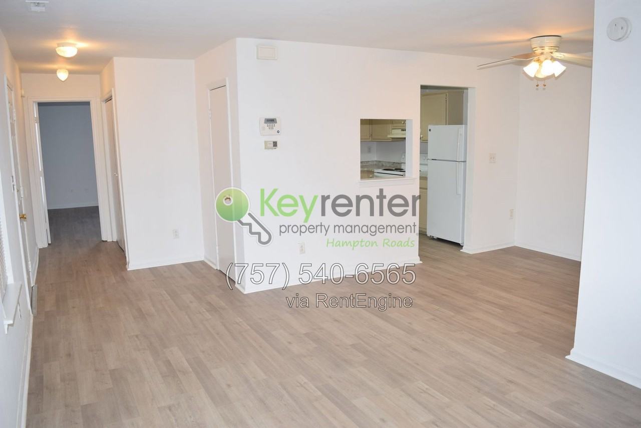 579 Peregrine St - Photo 6 of 31