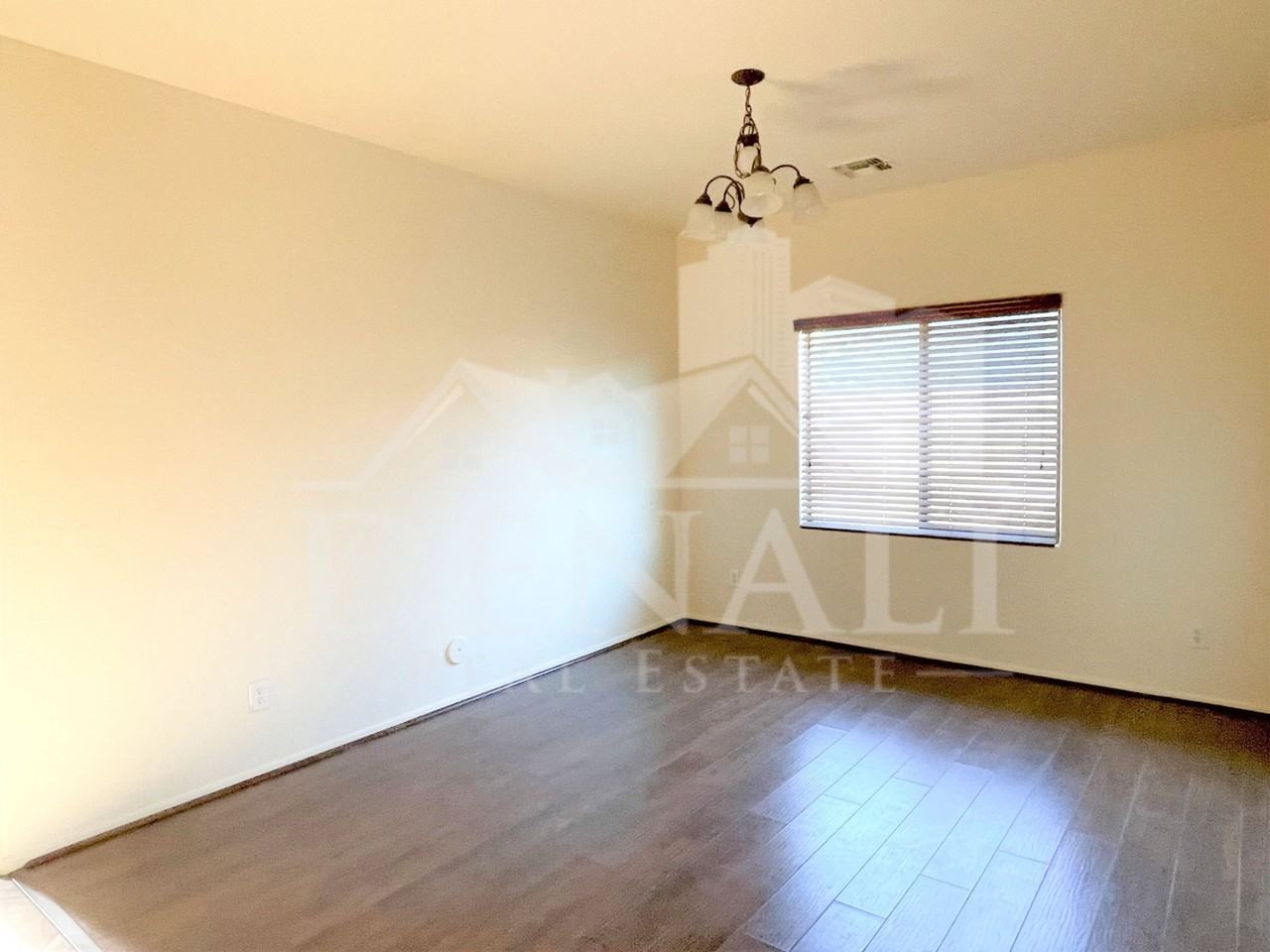 144 S 108th Dr - Photo 4 of 16