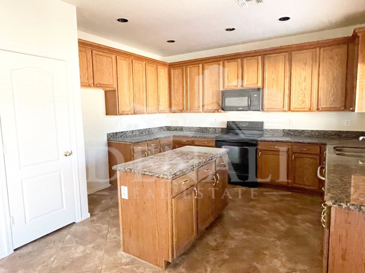 144 S 108th Dr - Photo 5 of 16