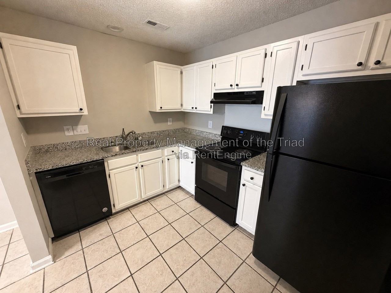 6907 Cedar Bend Ct - Photo 2 of 11