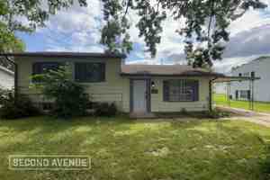 featured image of 610 N Bradner Ave
