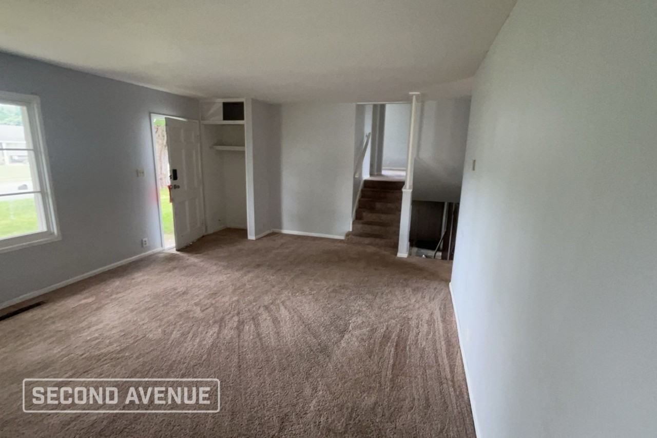 610 N Bradner Ave - Photo 7 of 18