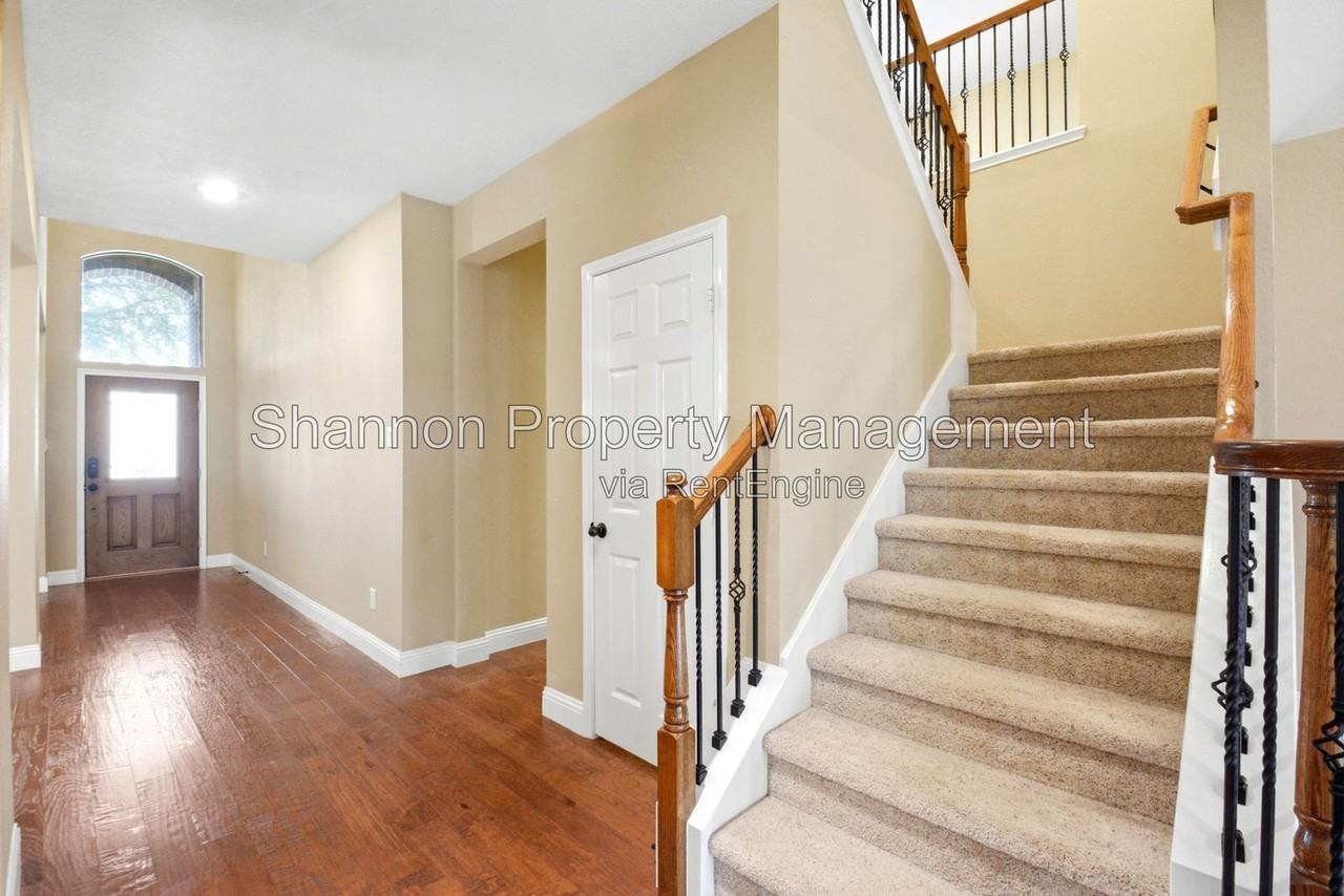 11119 Hayden Falls Dr - Photo 5 of 38