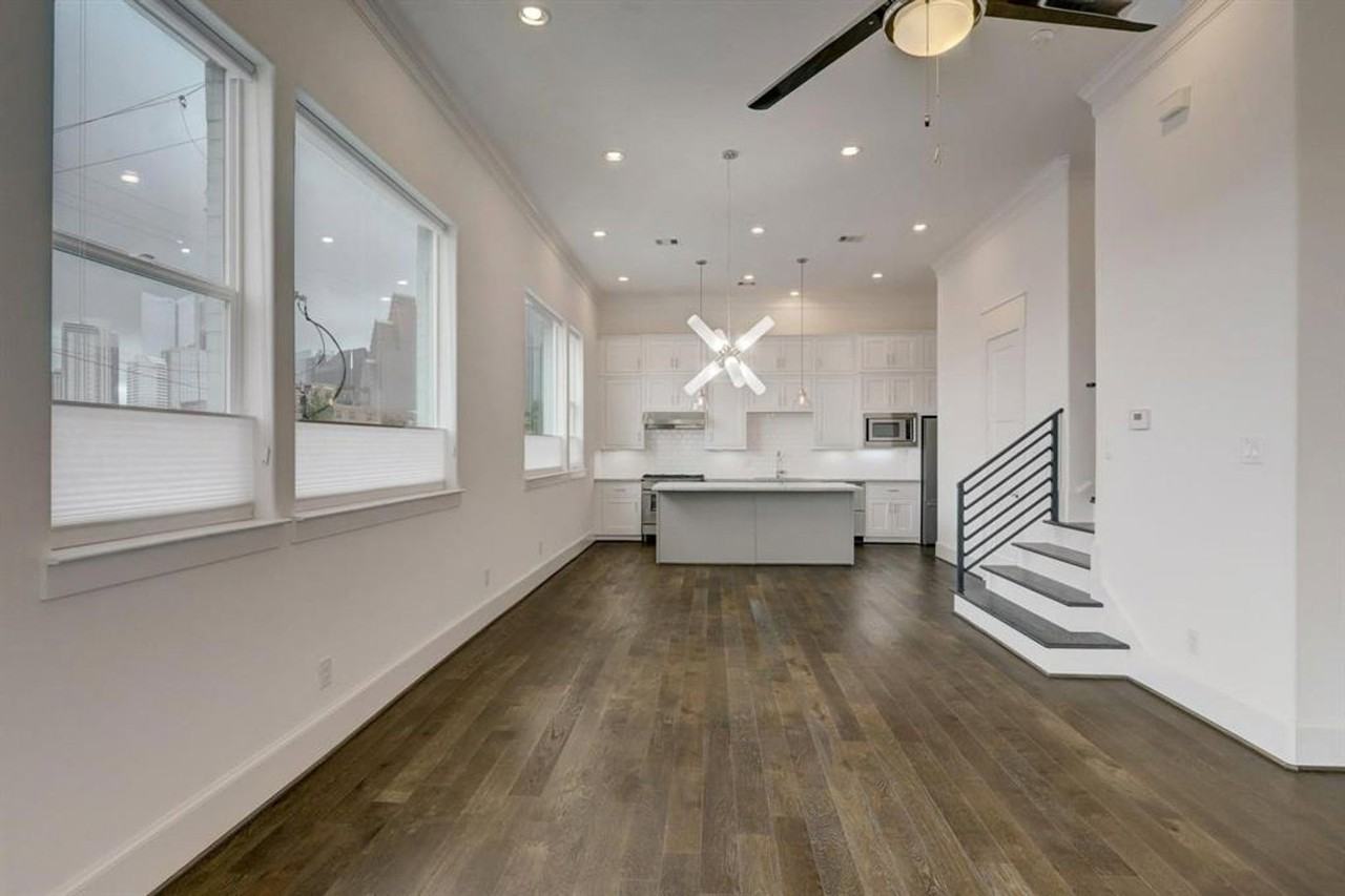 1211 Hickory St #A - Photo 6 of 16