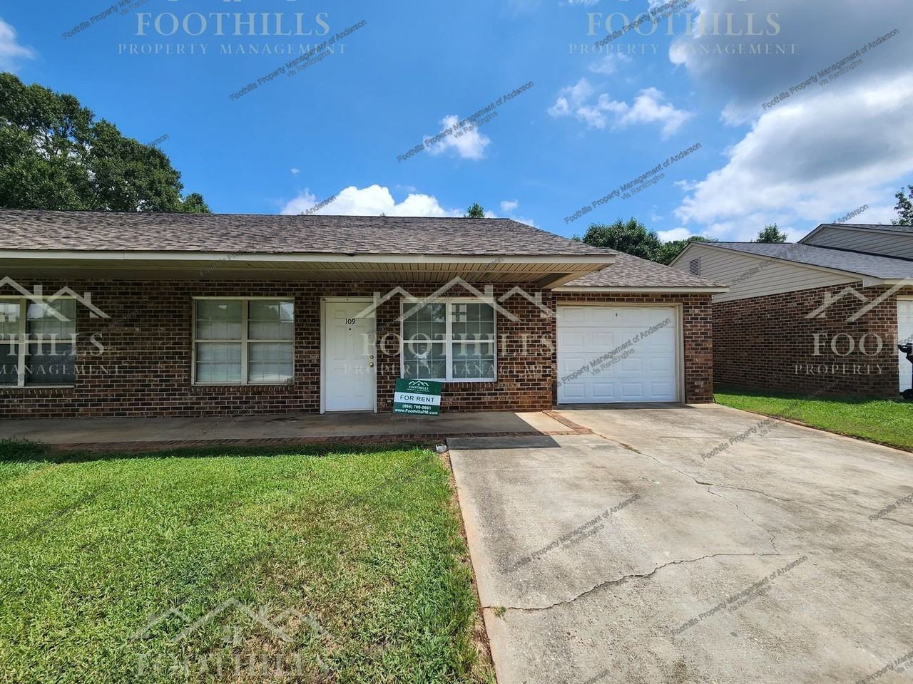 109 Premiere Ct