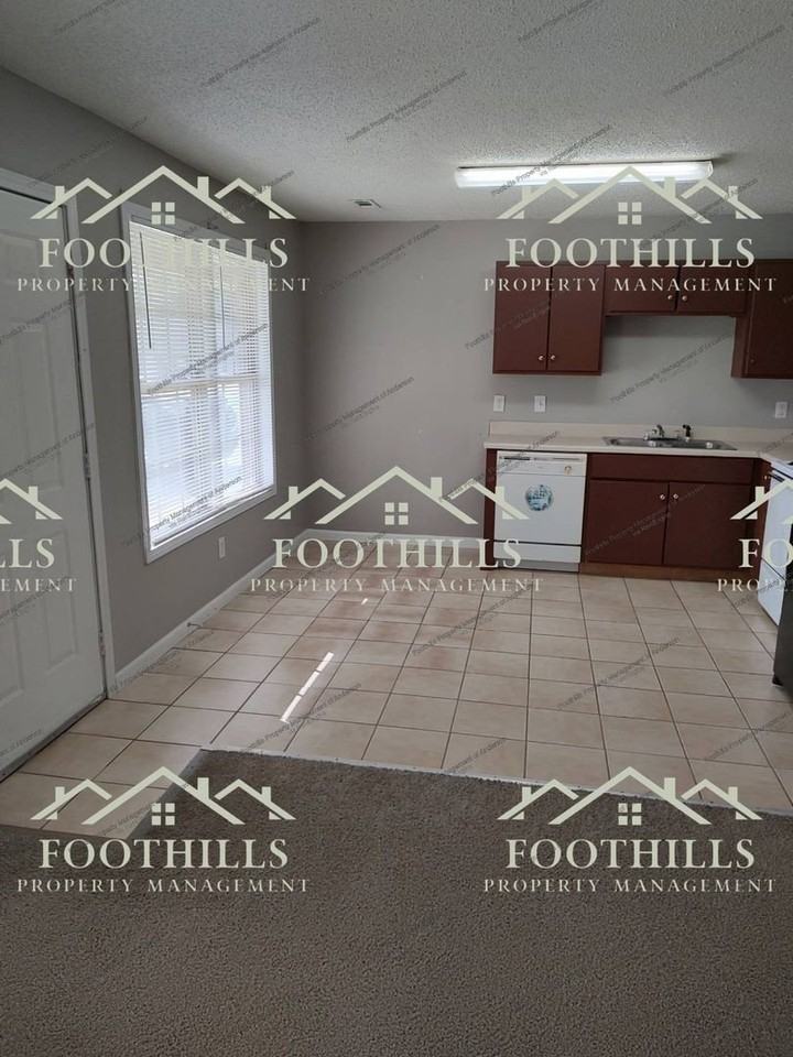 109 Premiere Ct - Photo 6 of 14
