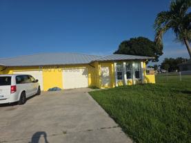 3608 Sw 7th Pl - Photo 1 of 1