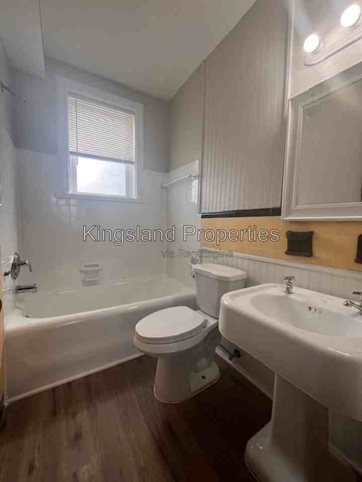 3747 Dunnica Ave #101 - Photo 5 of 13