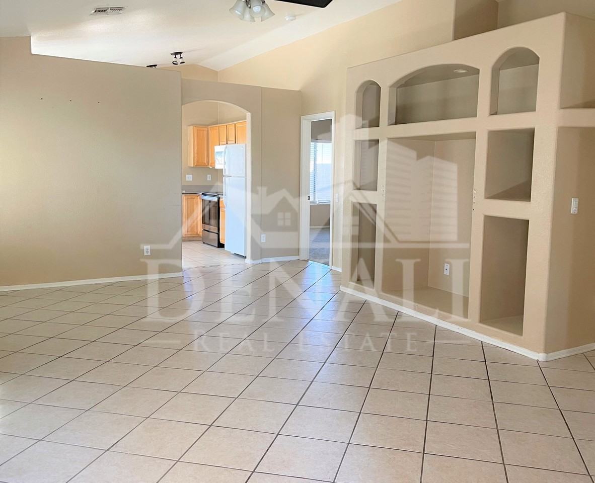 8736 E Nido Cir - Photo 3 of 14