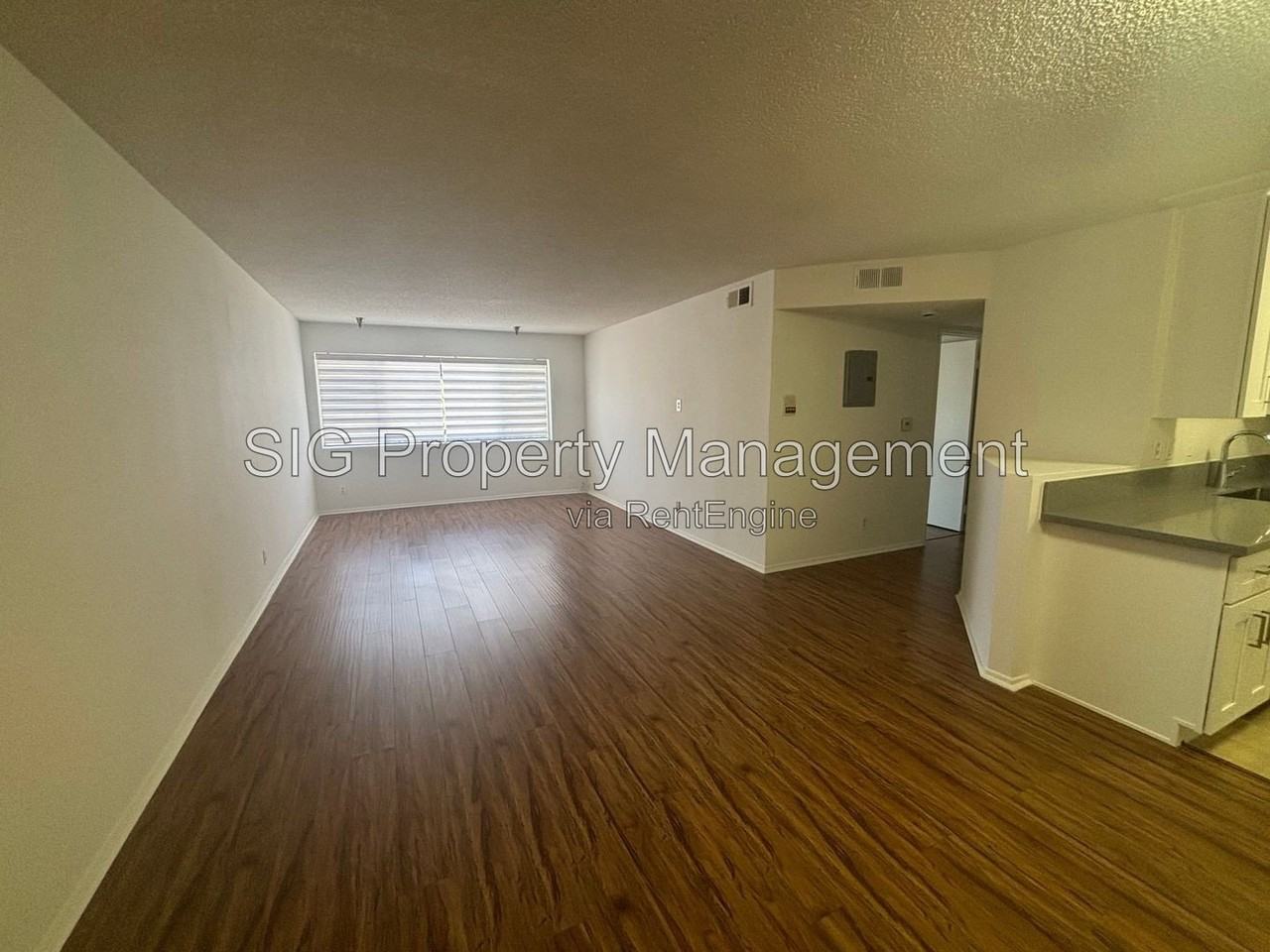 10241 Commerce Ave #5 - Photo 2 of 19