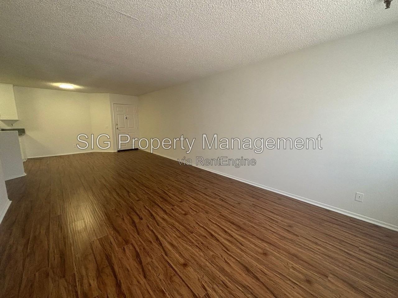 10241 Commerce Ave #5 - Photo 4 of 19