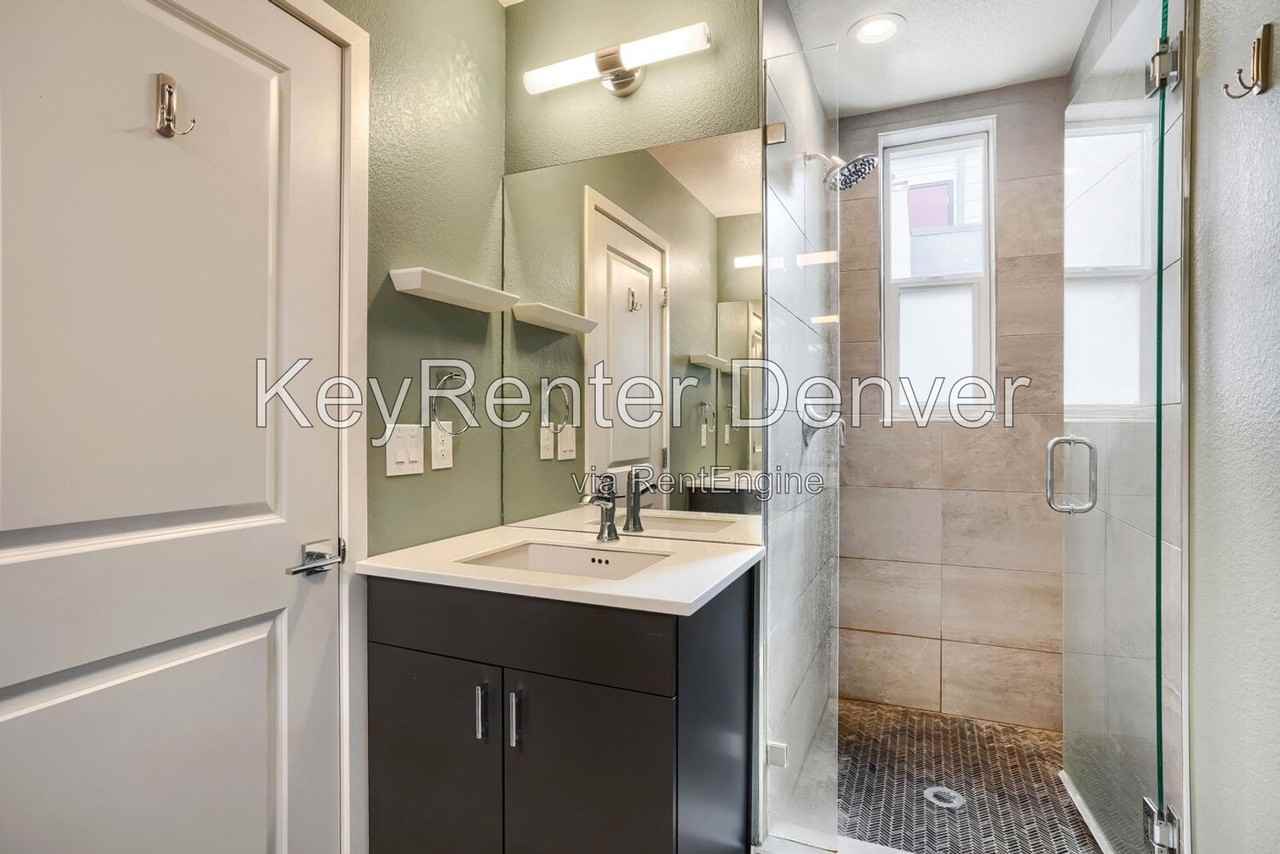 3820 Zenobia St - Photo 5 of 12